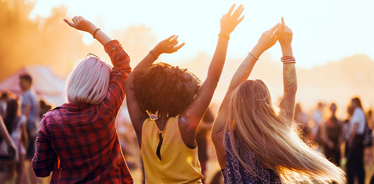 Beware of Summer Sounds That Can Harm Your Hearing